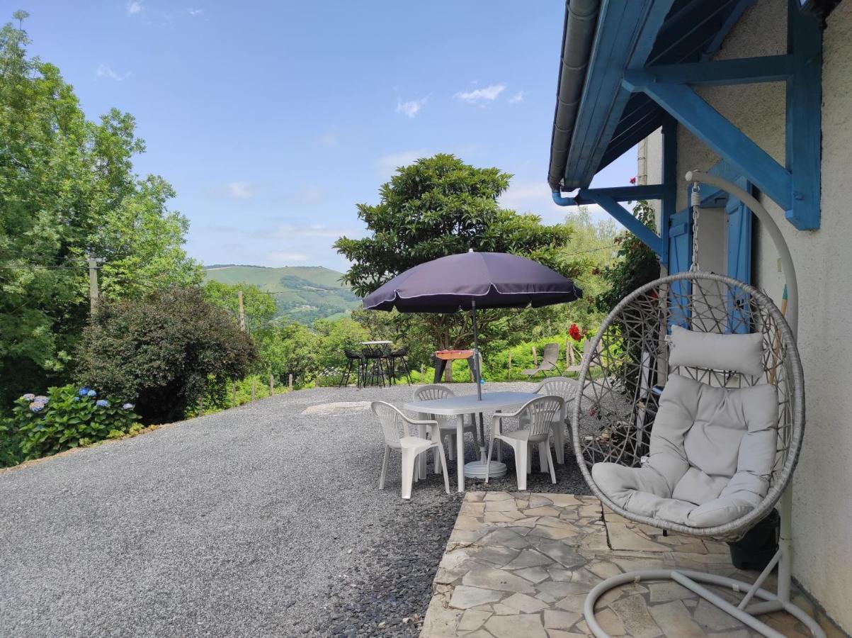 Gite Des 3 Arbres Aramits Exterior photo